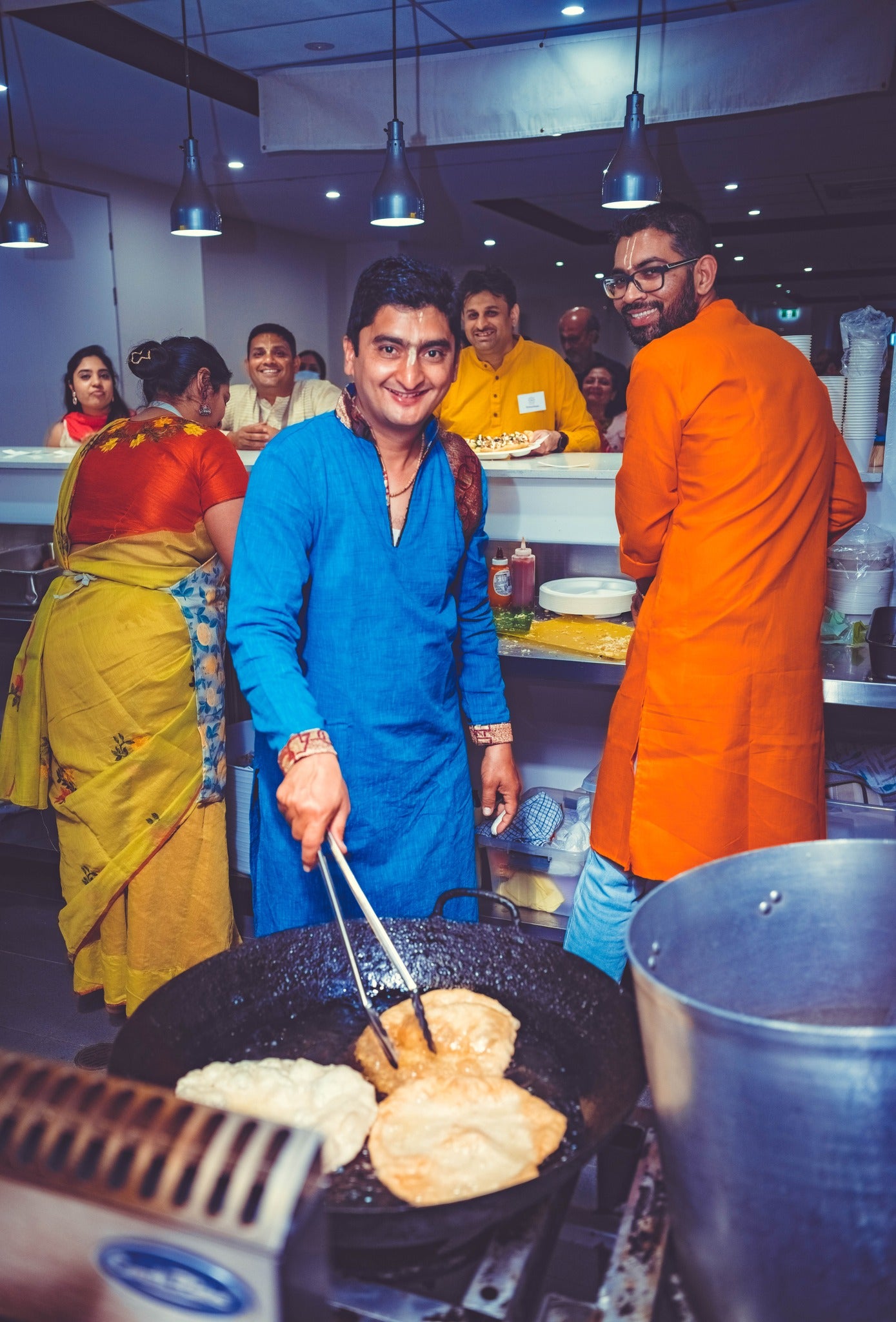 J24_food_stalls_3.jpg